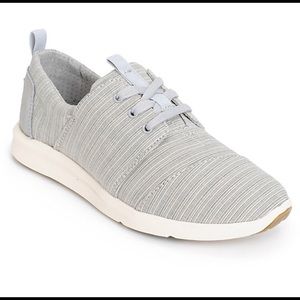 Toms women’s gray sneakers